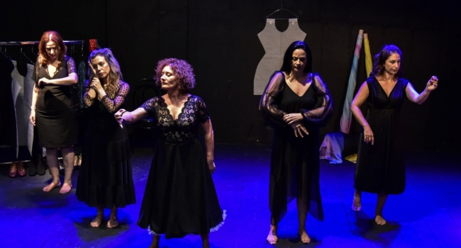 ΤΑ ΠΕΝΤΕ ΜΑΥΡΑ ΦΟΡΕΜΑΤΑ  2η σεζόν