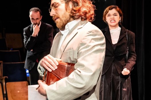 RAISED IN CAPTIVITY  2ος χρόνος