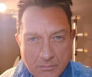 ΑΣΠΡΟΣ ΤΟΙΧΟΣ