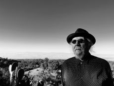 Τσαρλς Λόιντ: ο 86χρονος ζωντανός θρύλος της τζαζ έρχεται στο Ηρώδειο 