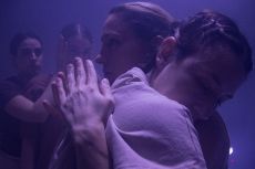 Δεσμοί. Ιστορίες Ανοίκειας καθημερινότητας 