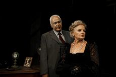 ΑΠΡΟΣΚΛΗΤΟΣ ΕΠΙΣΚΕΠΤΕΠΤΗΣ  3η σεζόν 