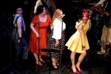 Γιάξεμπόρε - ένα μουσικό μπουλούκι 