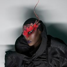 Grace Jones  Σάββατο 2 Αυγούστου 
