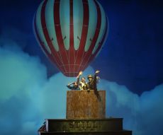 STILL  Ένα Άγαλμα που γύρισε τον κόσμο 