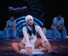 ΚΑΙΡΟΣ ΝΑ ΤΗΝ ΠΟΥΛΕΥΟΥΜΕ 