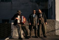 «Trio Lumpen – Η Φράουλα» 