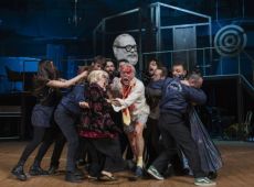 MERDE!  2ος χρόνος 