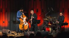 DIMITRIS TSAKAS TRIO Feat. AMALIA PAVLOU  Conversation Helps 