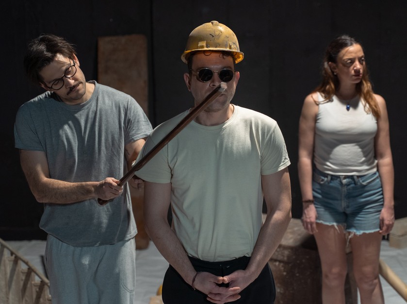 Optansia Guerrilla theatro argo 2