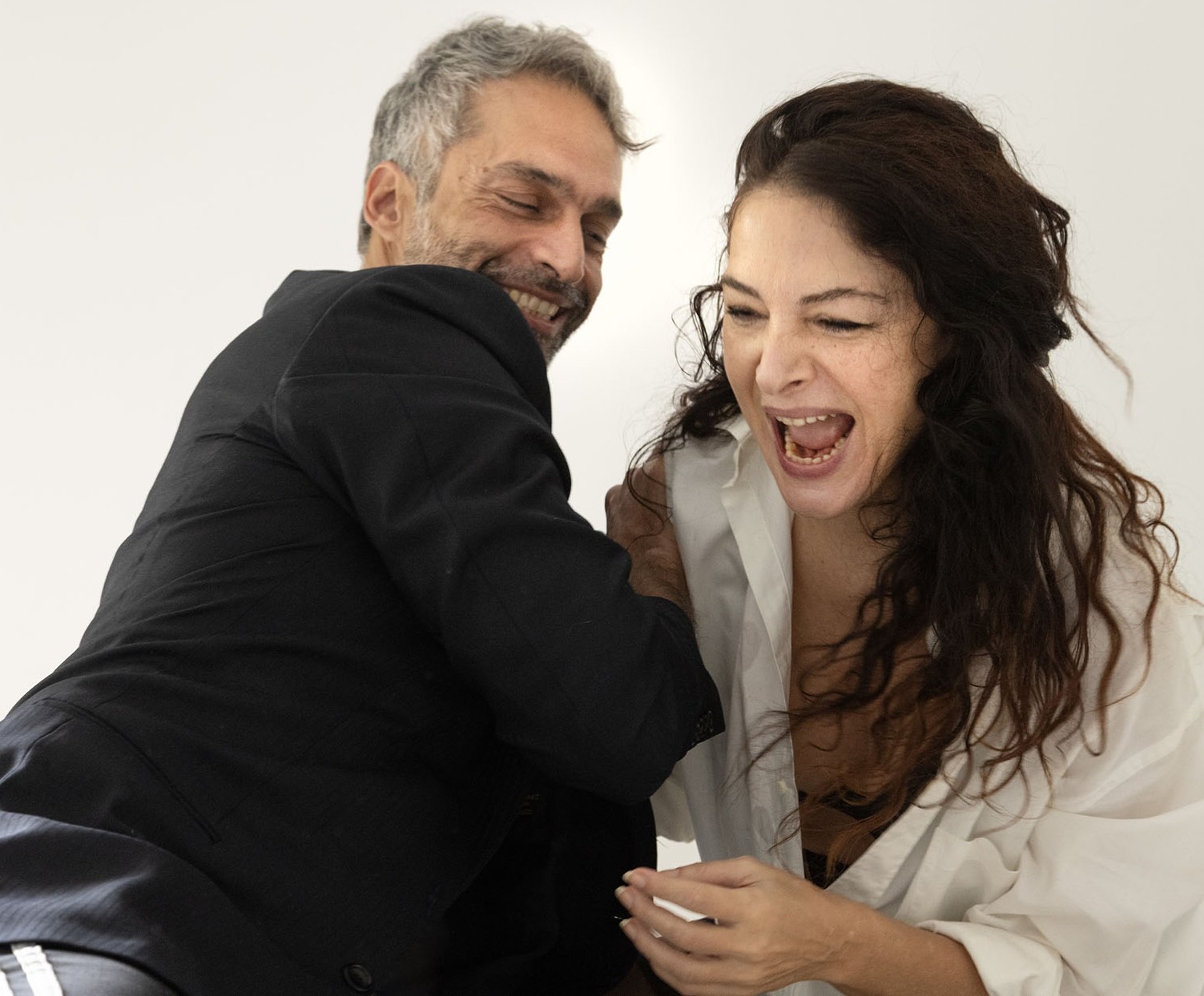 TWO CHARACTER PLAY PAPADAKI ROES 2